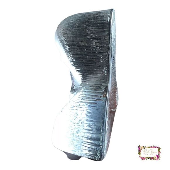 Viking Art Hand Made Frosted & Clear Glass Madonna Figurine - Picture 2 of 7